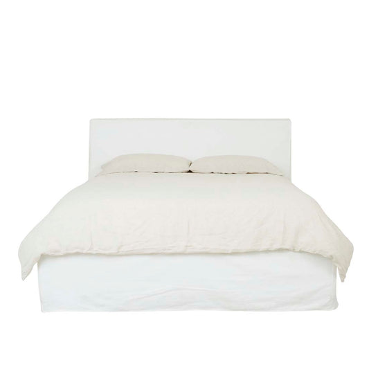 Vittoria Slope Bed - Milk